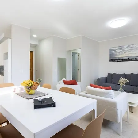 Home2book Cruz Skyline Comfy Apartamento *