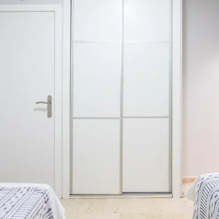 Home2book Cruz Skyline Comfy Apartamento